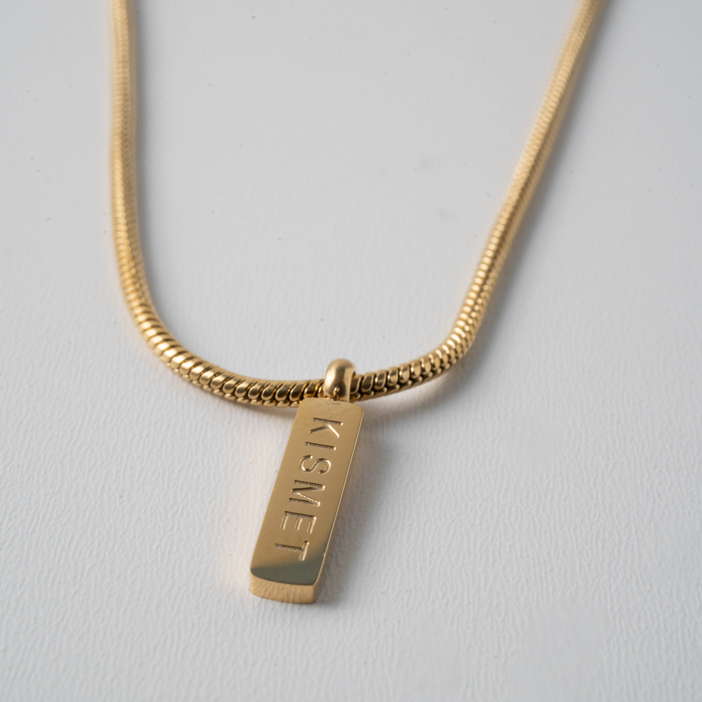 Gold Minimal Pendant Necklace