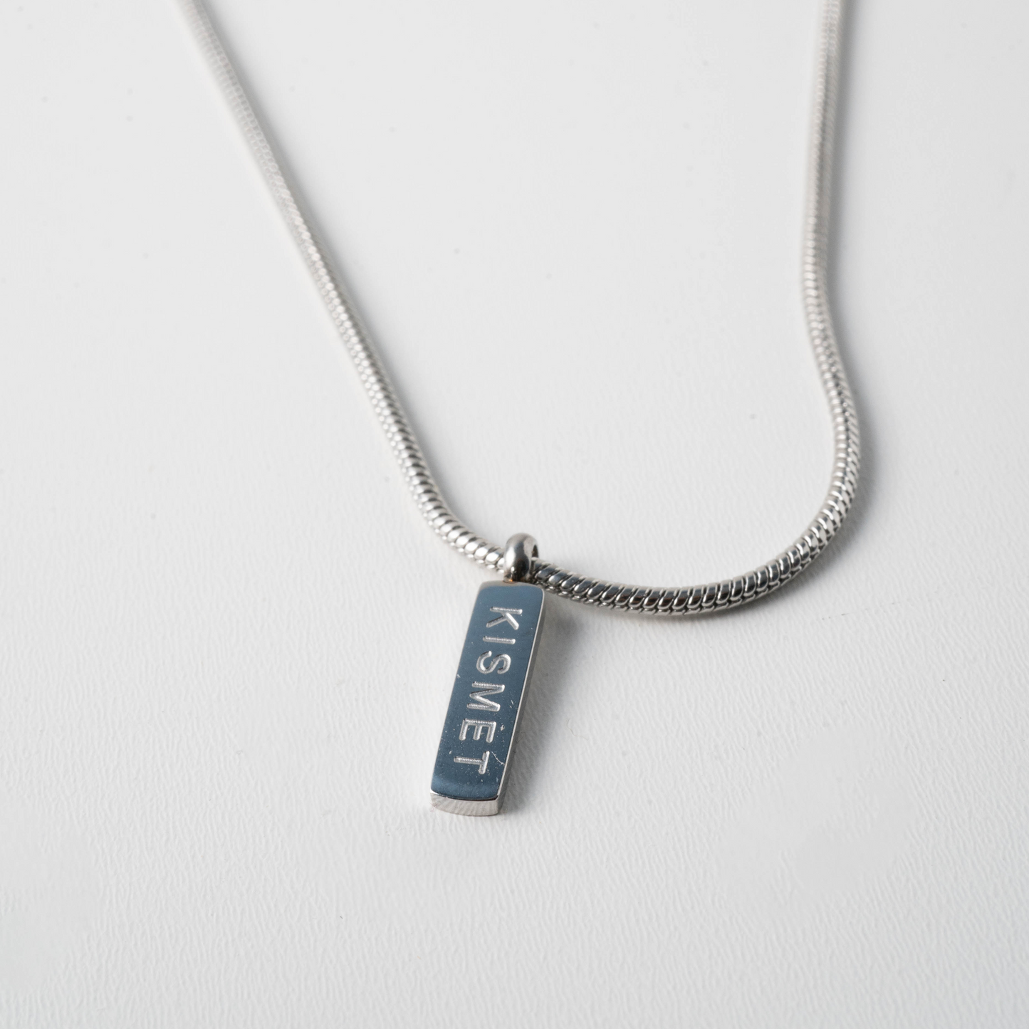 Silver Minimal Pendant Necklace