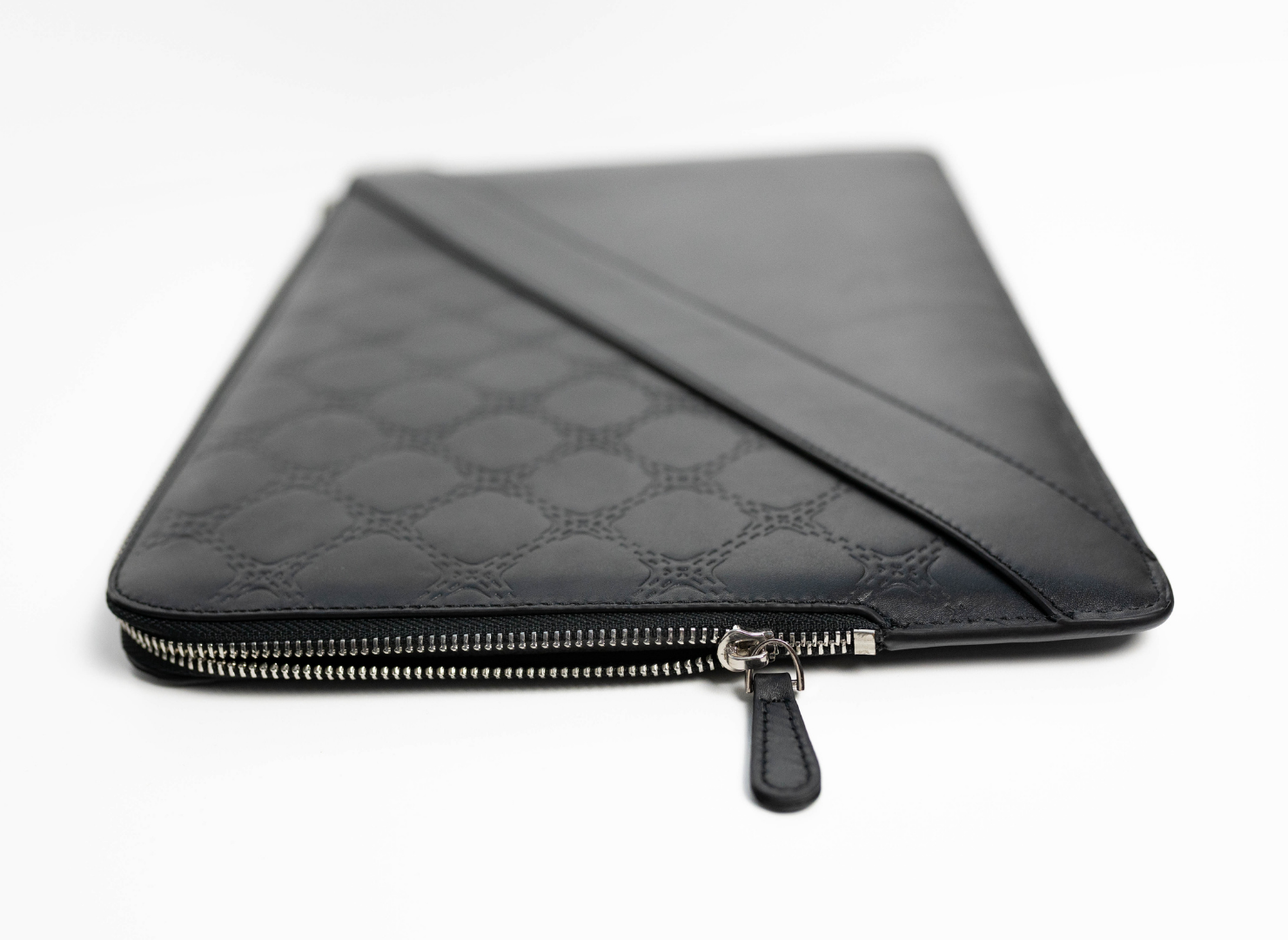 Laptop Sleeve Black | Black Laptop Cover | Kismet London