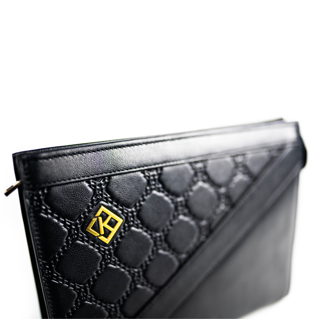 Esmé Pouch - Black/Gold